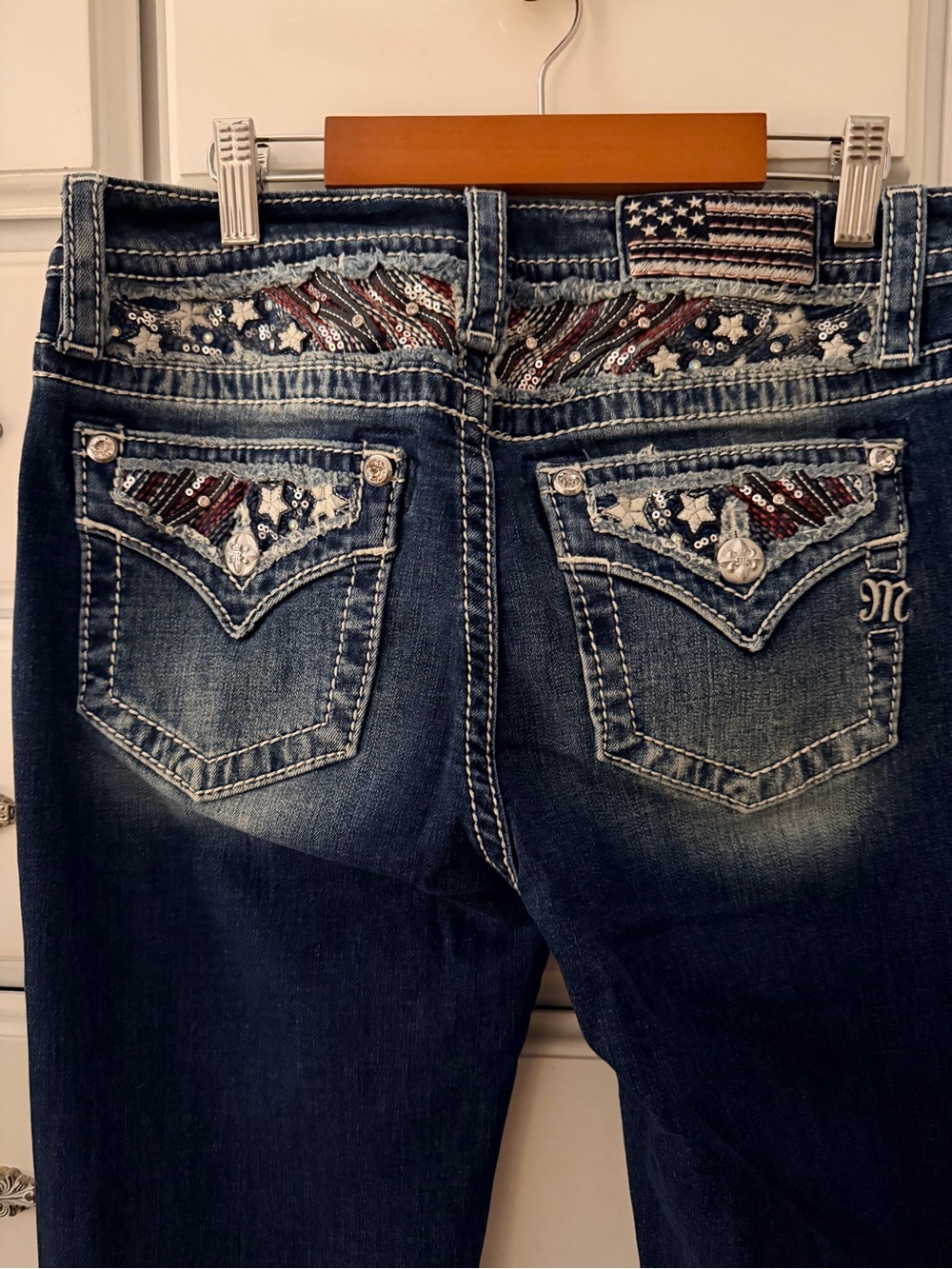 Miss Me Americana Bootcut jeans - American Flag, sequin pockets Size 28